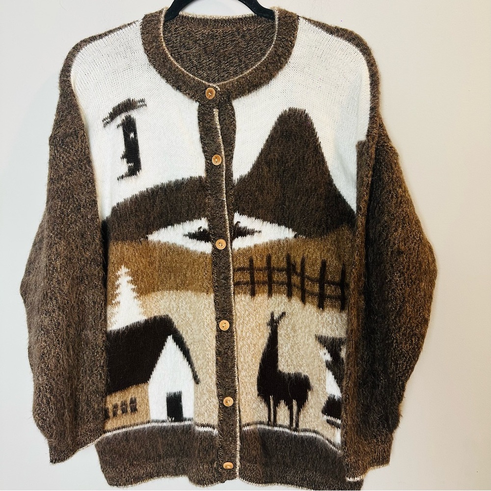 Vtg Women's Button Up Sweater‎ Handmade from Peru Alpaca Wool Llama.C58